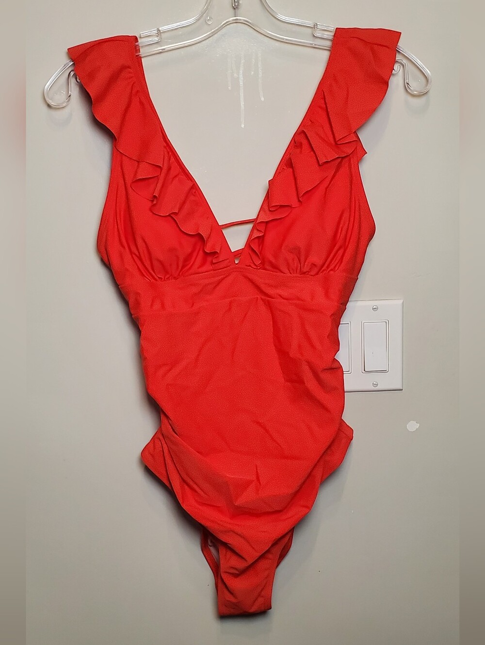 244. NWT - Cupshe - V Neck One Piece Swimsuit Ruffled Lace Up Monokini - Picture 4 of 9